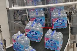 Bottigliette di Acqua Nestlè Vera: richiamato un lotto su segnalazione della Asl