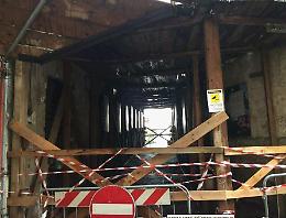 Pericolo di crollo: chiuso il 'tunnel dell'amore' nel cuore del centro storico