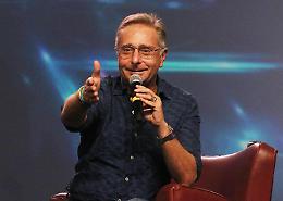 [VIDEO] Il "tronista" offende Frosinone. E Bonolis gli dà del "coglione"