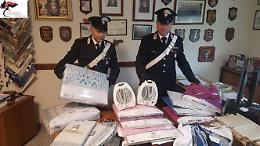 Spesa da Carrefour... ma senza pagare: due giovani incastrate dalle telecamere