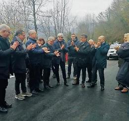 Riaperta la provinciale 38 dopo due anni: un applauso liberatorio