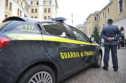 Viveva nel lusso, ma per il fisco era un fantasma: sequestri per 1,5 milioni