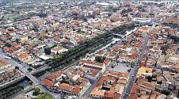 Strade chiuse per sistemare i dissuasori: e i commercianti protestano