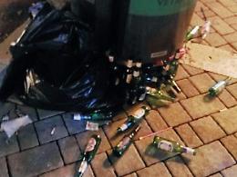 Notti da Bronx: giovani ubriache portate a spalla, alcol e droga. Un incubo