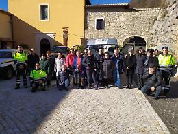 Diversamente abili su sedia a rotelle: adesso c'è il pulmino