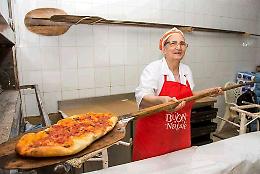 Chiude lo storico forno della signora Pina: "mangiato" dai centri commerciali