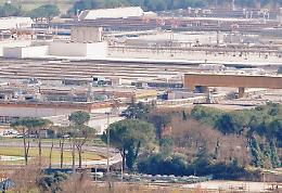 Fca, i cancelli tornano ad aprirsi. Ma a gennaio si lavorerà poco