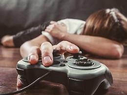 Dipendenza da videogiochi, scatta l'allarme: molte vittime tra gli adolescenti