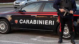 Giovane marocchino si finge poliziotto e deruba una donna