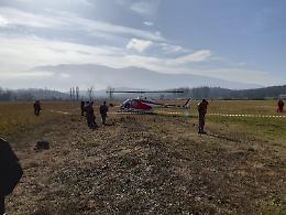 Elicottero dei vigili del fuoco costretto ad atterraggio di emergenza