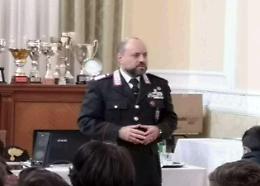 Come difendersi dalle truffe: anziani a lezione dai carabinieri