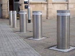 Dissuasori installati a Natale. Ma ancora non funzionano