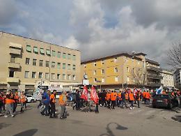 Reno De Medici, cartiera ferma da 22 giorni: nessuna certezza per gli operai