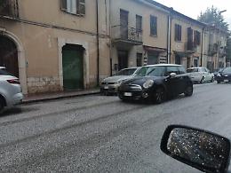 Sora, violenta grandinata si abbatte sulla città: disagi sulle strade