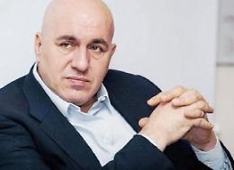 Guido Crosetto boccia il Governo: "Lontano dal Paese reale"