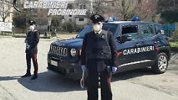 Va a casa dei genitori e inveisce contro di loro, denunciato. Altra raffica di denunce anche per chi esce senza motivo