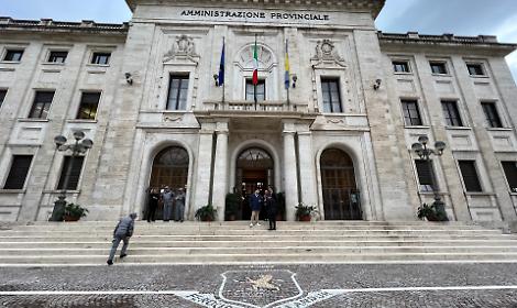 La &ldquo;guerra&rdquo; dei partiti. Ultima chiamata per il Pd