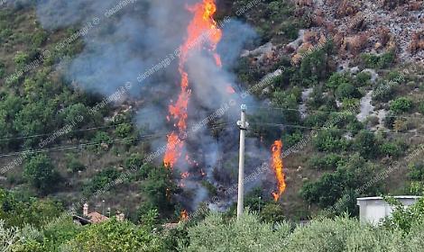 Ancora fiamme in montagna. Brucia&nbsp;la zona di Sant'Apollonia
