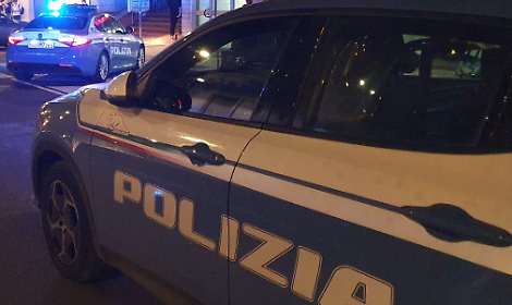 Aggredisce la ex e poi minaccia di morte i poliziotti