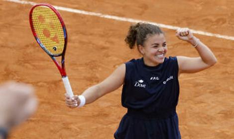 Jasmine Paolini finalista: battuta Stearns in due set