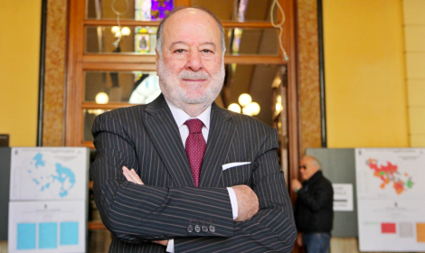 Truffe ad anziani e famiglie: l'appello del sindaco