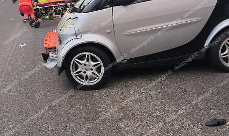 Esce fuori strada con l'auto. Un morto e un ferito grave