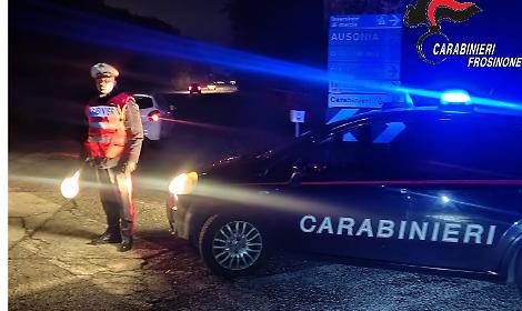 Truffano un'anziana. Denunciati due uomini