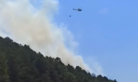 Fiamme nella Valle di Comino: chiusa la strada regionale 666