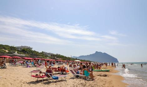 Tutti in spiaggia. A caro prezzo