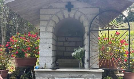 Svuotata la chiesetta della Mulella: sparito il quadro della Madonna del Carmine