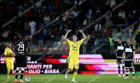 Pagelle Frosinone-Cesena: Raimondo da bomber, Kvernadze sbaglia