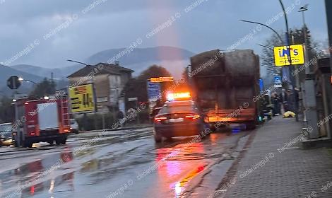 Malore fatale alla guida del trattore. Accosta il mezzo e muore