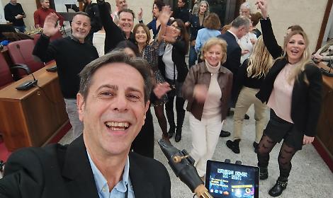 "Aperitivo a palazzo", grande successo per il concerto a palazzo Munari