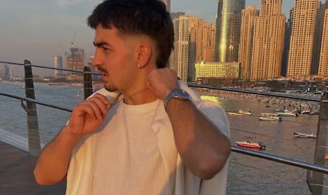 Da Dubai: &laquo;Giorni di paura e incertezza&raquo;. Il racconto di Francesco