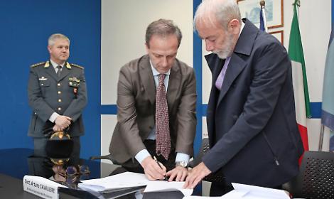 Protocollo d&rsquo;intesa tra Asl e Prefettura: fronte comune contro la droga