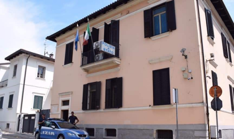 Ai domiciliari per rapina: ora finiscono in carcere