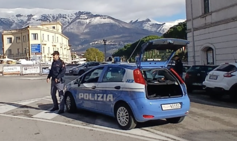 Sorpresa con la droga: nei guai una donna