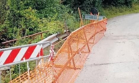 Ponte "fuori uso" e collegamenti difficoltosi: si temono lavori a rilento