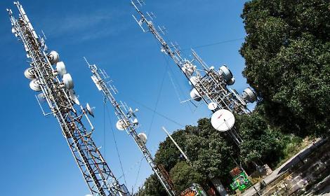 Un'antenna in pieno centro: la lettera di protesta