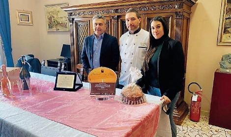 Panettone Day: quello rosa del cassinate Alessandro vince il concorso nazionale
