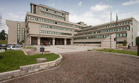 Occuparono la vecchia stazione. Giudizio immediato per madre e figlie