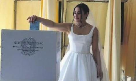 Elezioni, una scelta importante in bianco: torna in Italia per sposarsi e votare