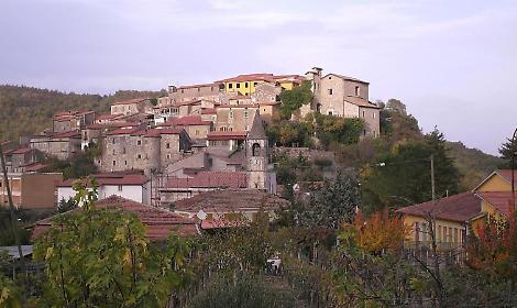 "Laina e Fasuri", torna la sagra: stand di prodotti artigianali e festa