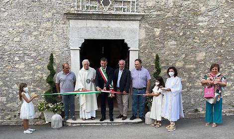 Restaurati gli affreschi, la chiesa riapre. La cerimonia di inaugurazione