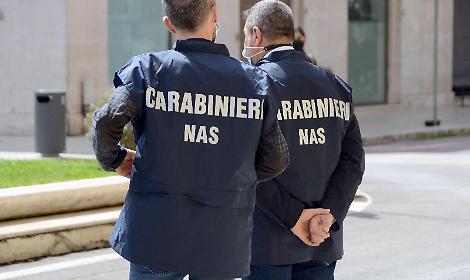 Medicina estetica dentro uno studio di tattoo: chiusa un'attivit&agrave;