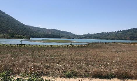 Lago di Canterno, servono pi&ugrave; posti auto