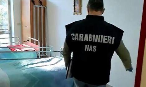 Chiusi i locali di due case di riposo: multe da 17.000 euro