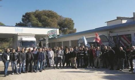 Ideal Standard: ancora nessuna data per il vertice al Mise