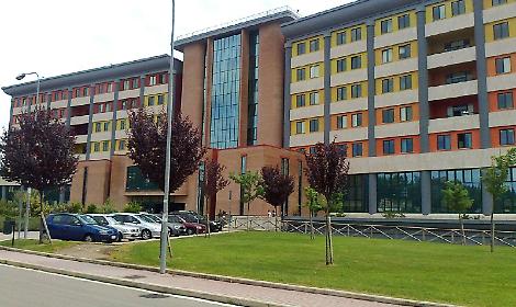 Muore in ospedale a 38 anni, aperta inchiesta: Mirco Cisbaglia lascia due figli