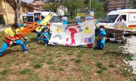 Coronavirus, affrontare l'emergenza a tempo di musica. E di danza